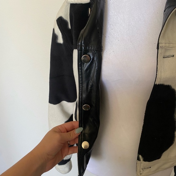 Reversible Cow Print Jacket size small - Picture 7 of 9